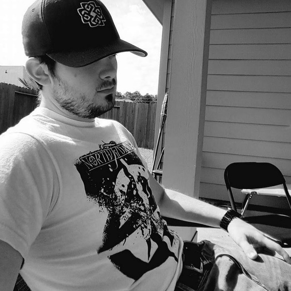 Meet your Posher, Kyle - Picture 1 of 1